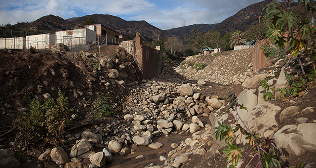 土石流の恐怖 米カリフォルニア (原題: California Mudslide)の写真