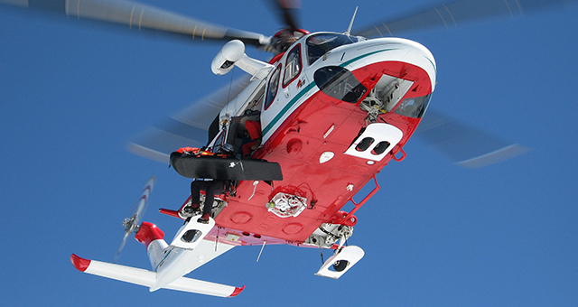 新型ヘリコプターAW139 (原題: Super Chopper)の写真