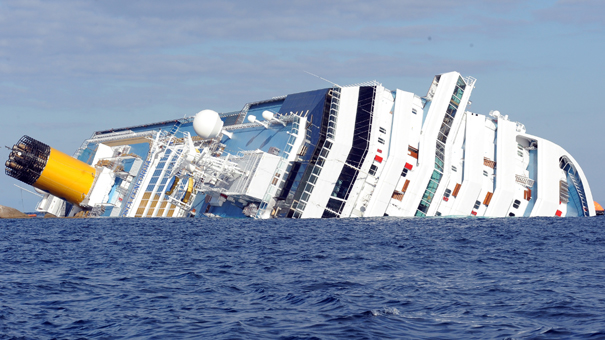 豪華客船コスタ・コンコルディアの悲劇の写真